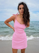 Barbie Beloved – Rückenfreies, kurzes Kleid aus Baumwolle mit Knoten